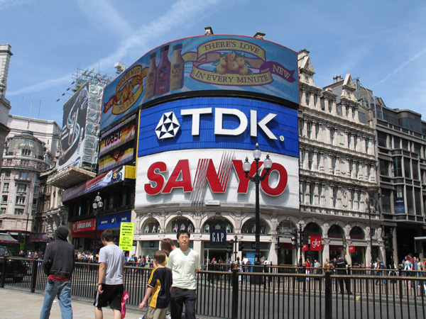 Piccadilly Circus