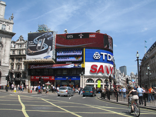 Piccadilly Circus