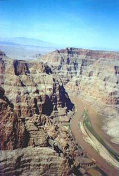 Die Felsenschlucht und der Colorado