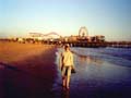 Am Strand von Santa Monica. Der Pier mit Vergn�gungspark im Hintergrund.