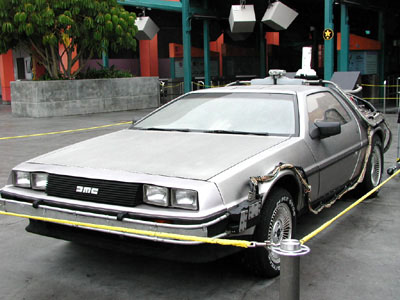 Der Delorian aus "Zur&uuml;ck in die Zukunft"